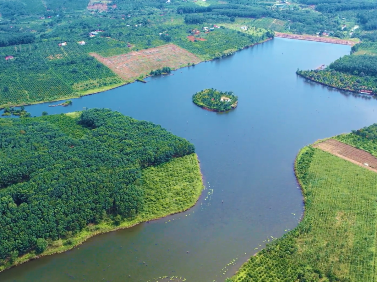 Flycam đất vườn